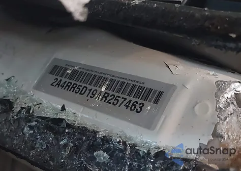 2010 Chrysler Town & Country Touring from USA, damaged, VIN 2A4RR5D19AR257463